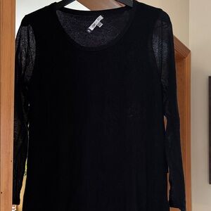 Jennifer Lopez Elegant Black Knitwear
